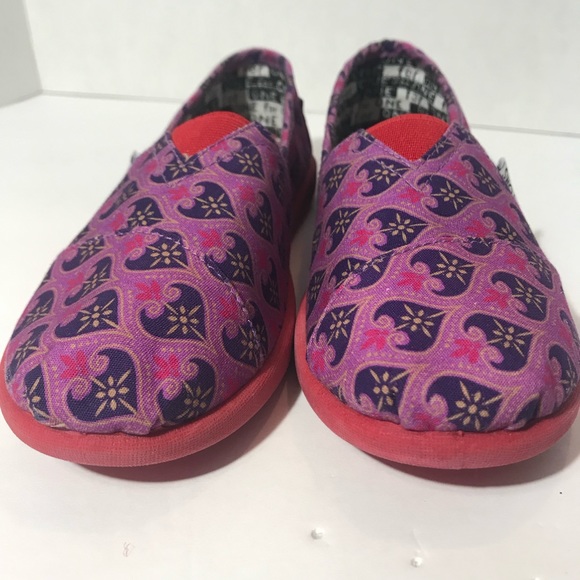 TOMS DISNEY IT’S A SMALL WORLD PINK PURPLE 1Y - Picture 5 of 7